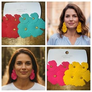 🚨 Pick 1 Floral Statement Earrings - you pick colors